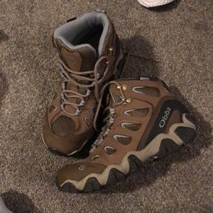 Oboz dry waterproof high ankle hiking boots. Bought at REI worn only to break in
